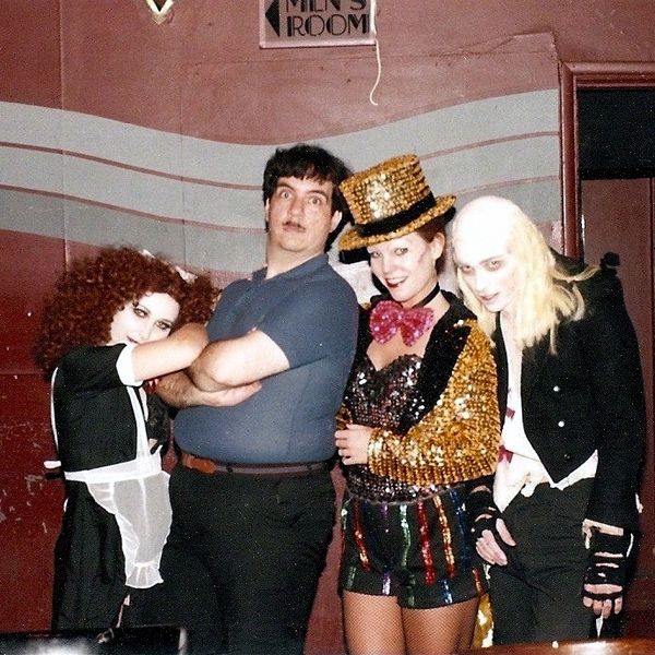 File:TransylvanianRevue&Sal.jpg